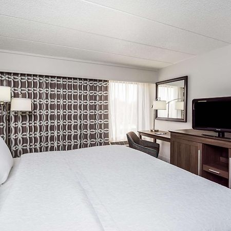 Hampton Inn Dover Exterior photo