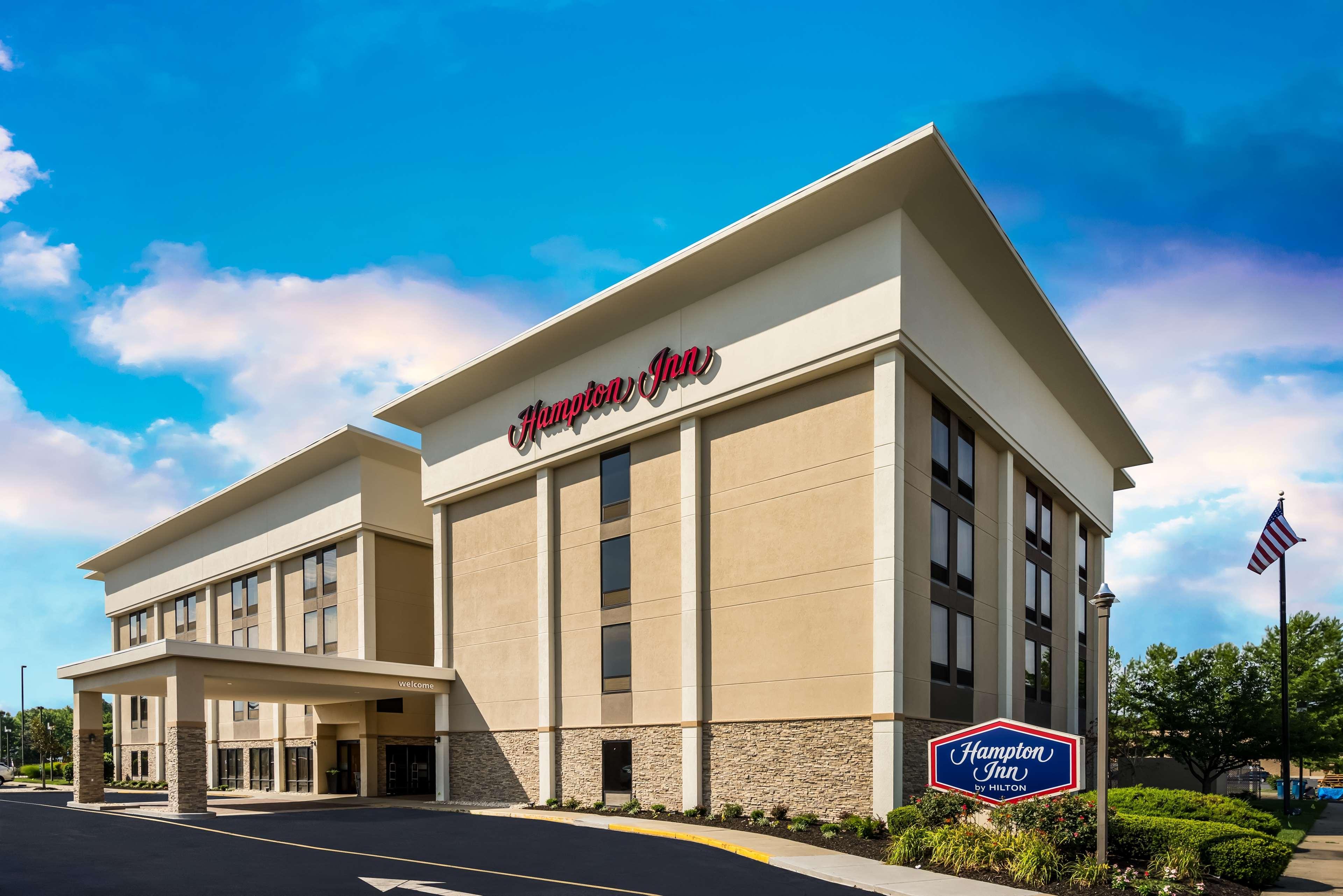 Hampton Inn Dover Exterior photo