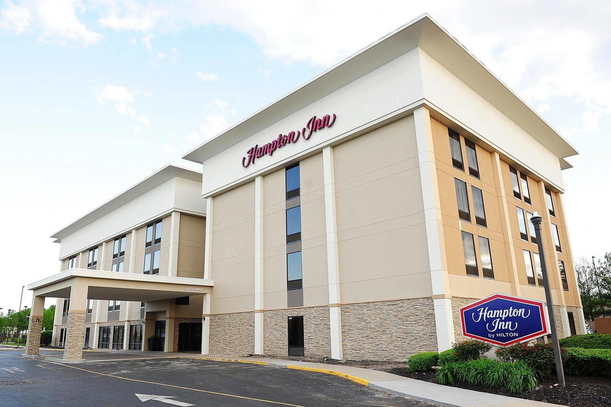 Hampton Inn Dover Exterior photo
