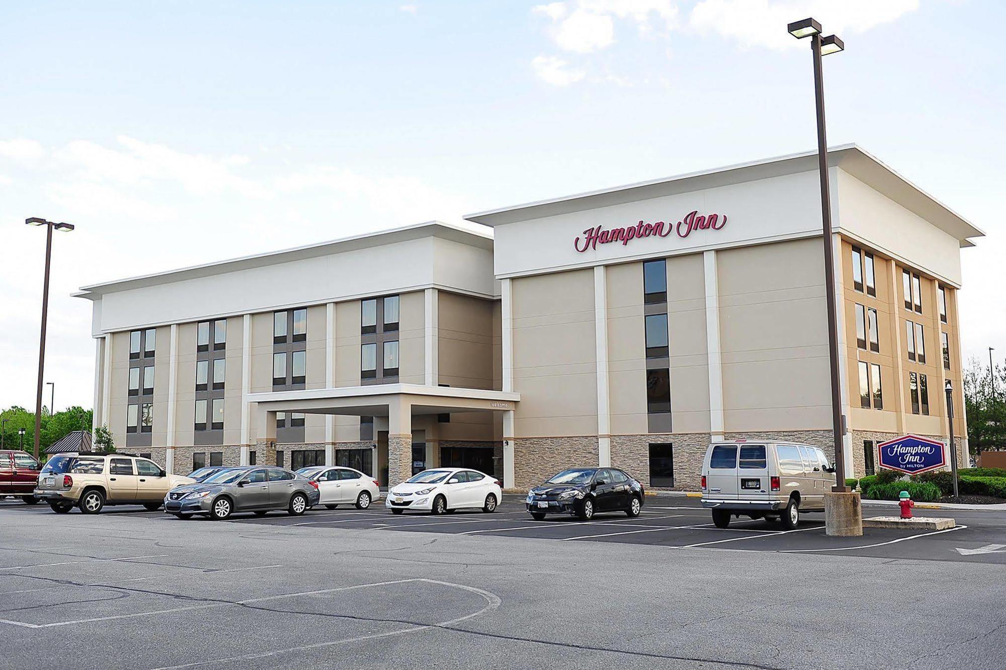 Hampton Inn Dover Exterior photo